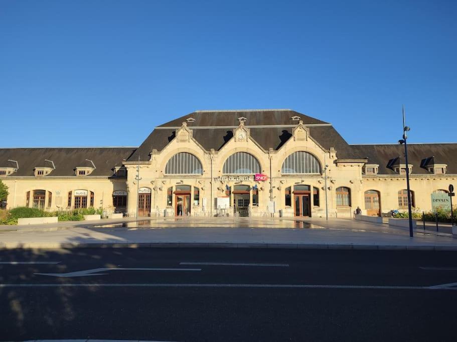 Le Chic Ethnic Dreux Apartamento Exterior foto